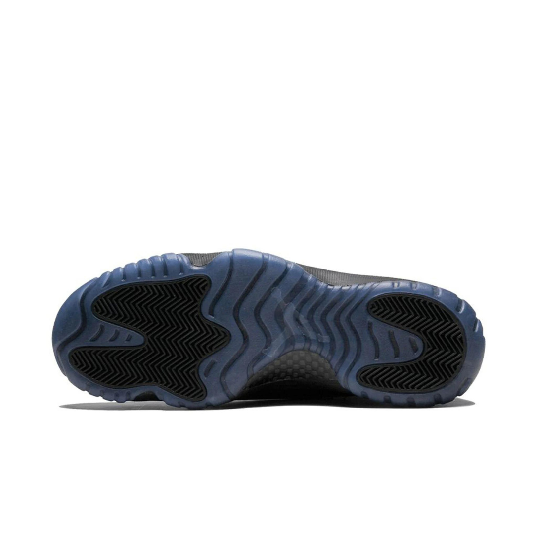 J11 Retro "Gown"